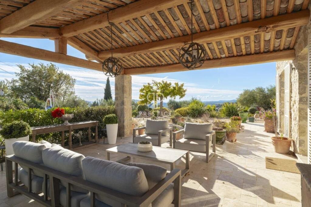 Maison à vendre, 328m², Tourrettes