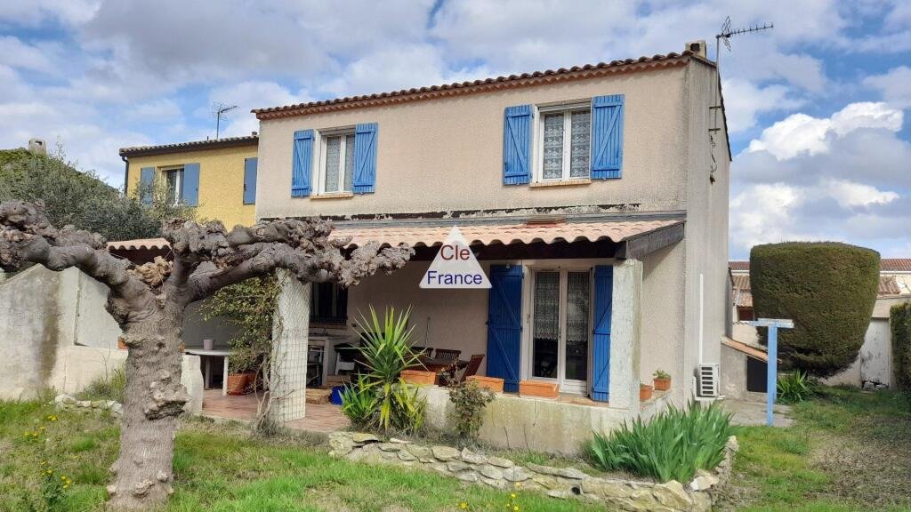 Maison à vendre, 3m², Arles
