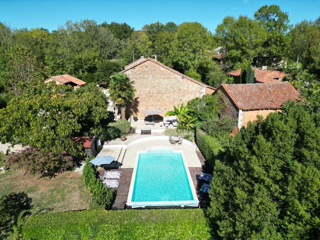 Maison à vendre, 180m², Montbron