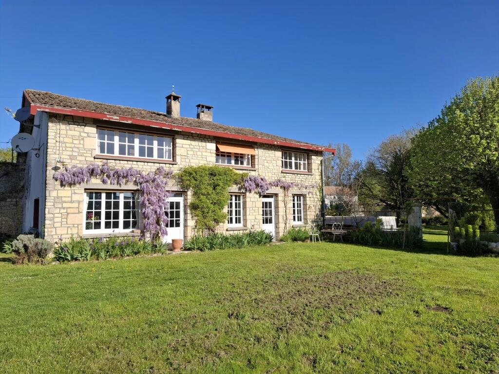 Maison à vendre, 215m², Chef-Boutonne