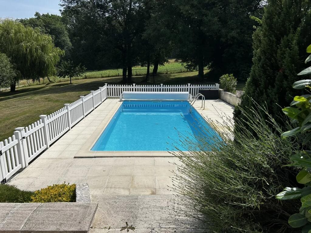 Maison à vendre, 225m², Angoulême