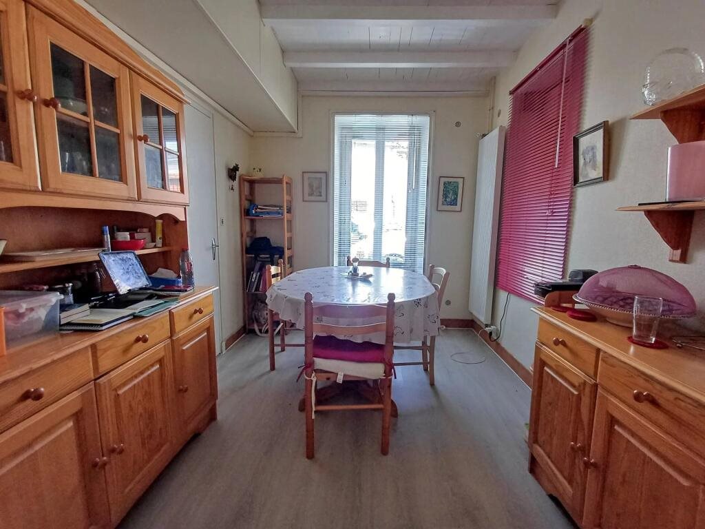 Maison à vendre, 113m², Saint-Genis-de-Saintonge
