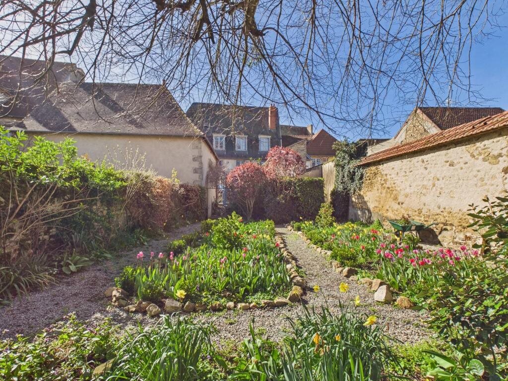 Maison à vendre, 308m², Evaux-les-Bains