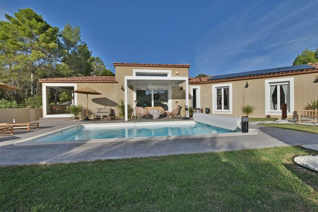 Maison à vendre, 3m², Boissières
