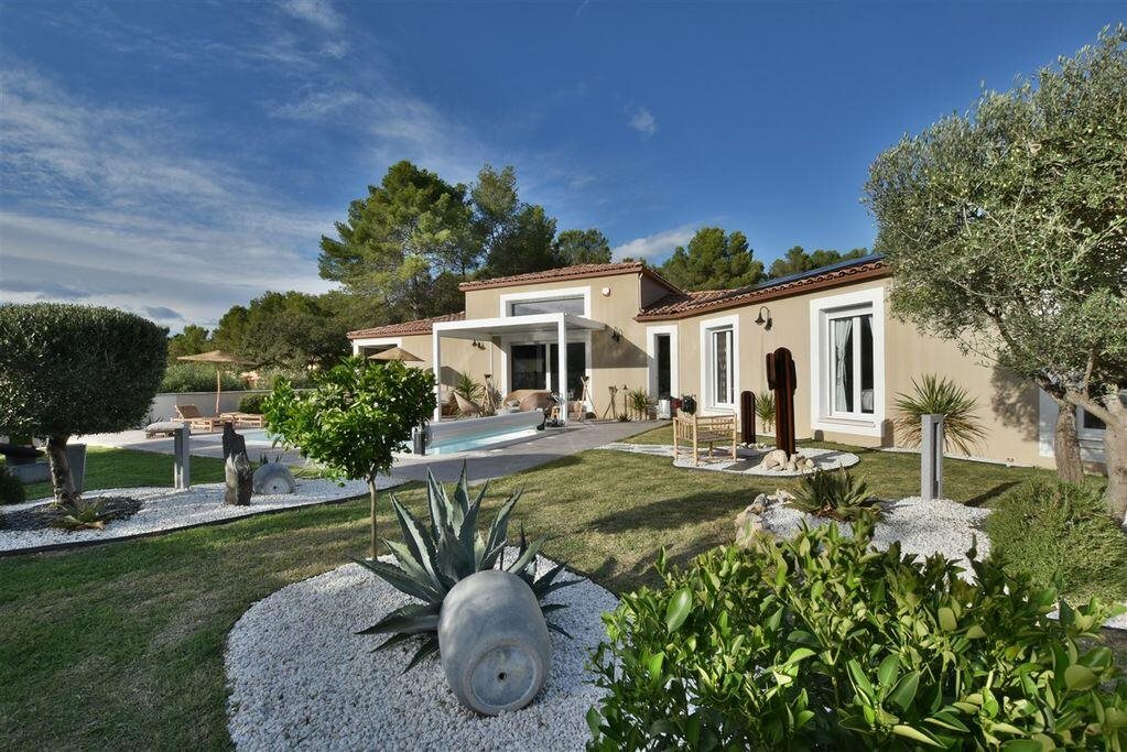 Maison à vendre, 3m², Boissières