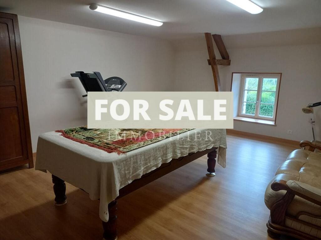 Maison à vendre, 4m², Carrouges