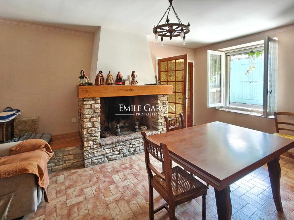 Maison à vendre, 4m², Taillades