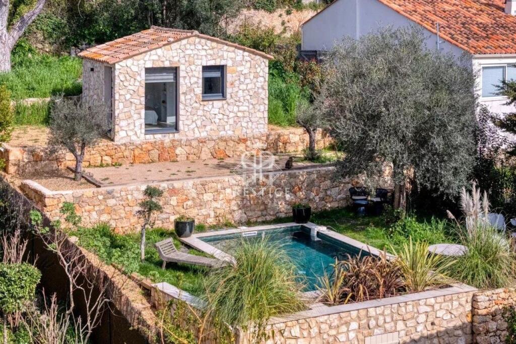 Maison à vendre, 177m², Valbonne
