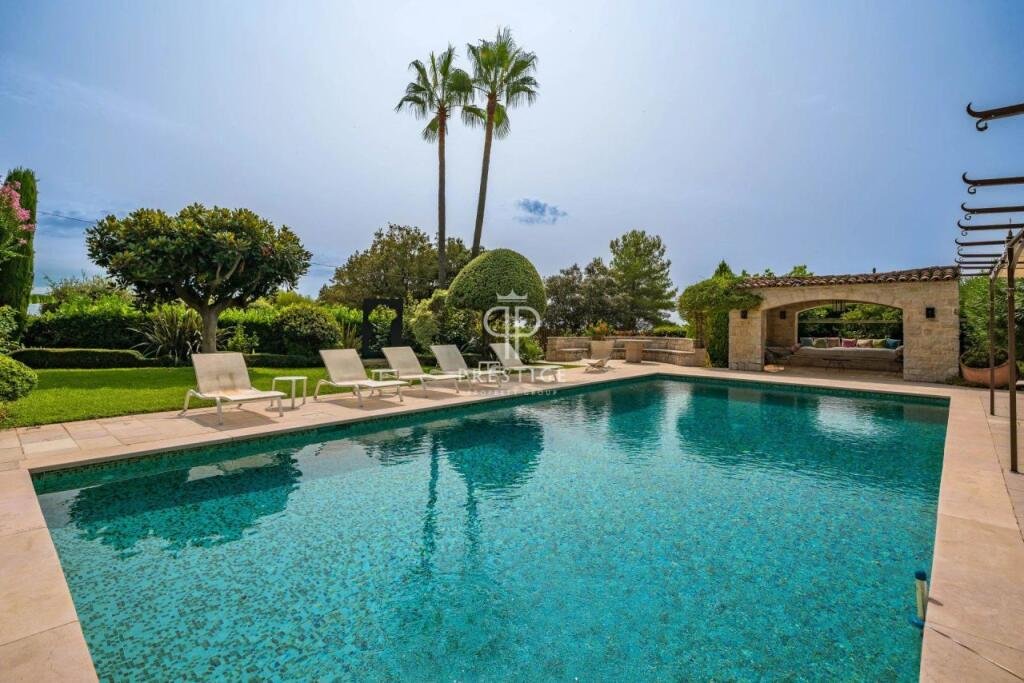 Maison à vendre, 550m², Saint-Paul-de-Vence