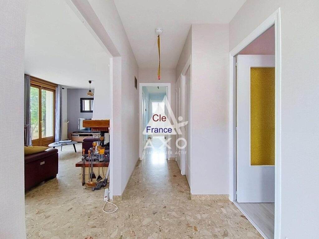 Maison à vendre, 4m², Le Mont-Saint-Adrien