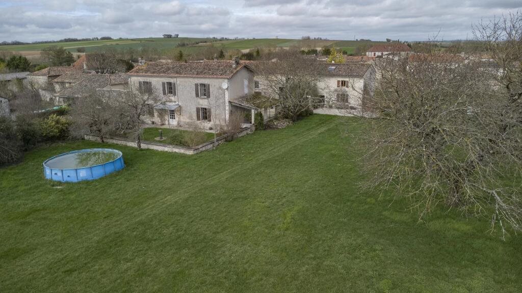 Maison à vendre, 238m², Genac