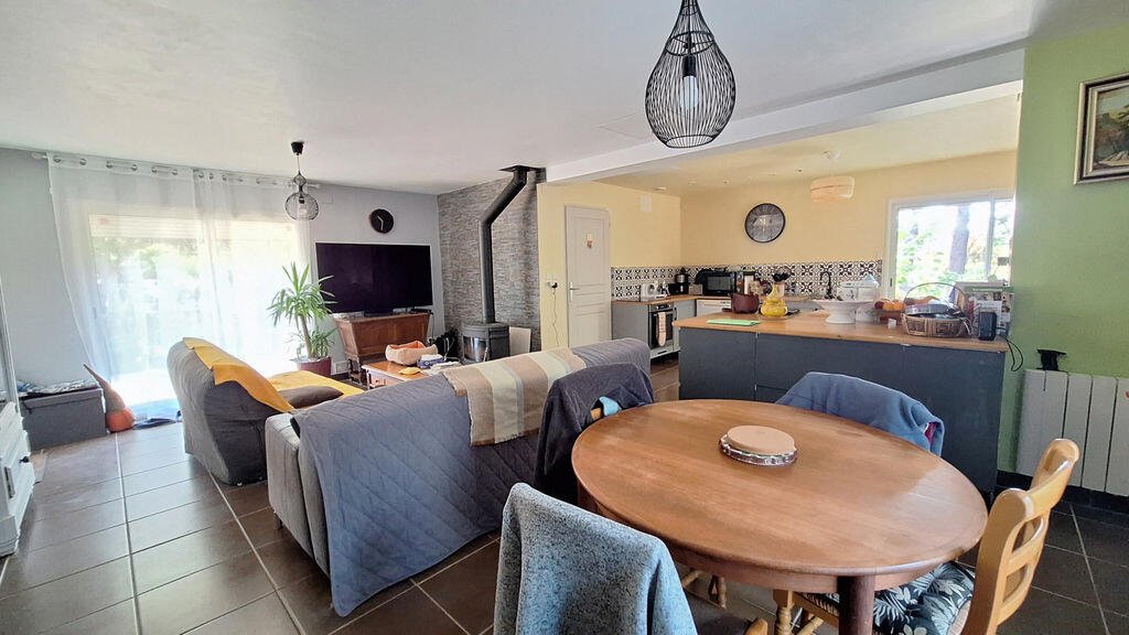 Maison à vendre, 2m², Saint-Pardoux-la-Rivière