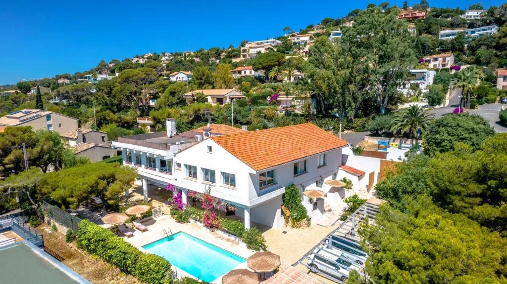 Maison à vendre, 515m², Roquebrune-sur-Argens