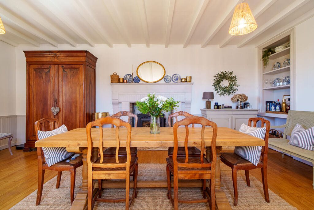 Maison à vendre, 3m², Charmé