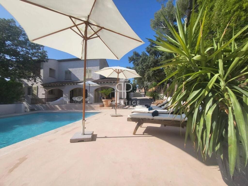 Maison à vendre, 240m², Saint-Raphaël