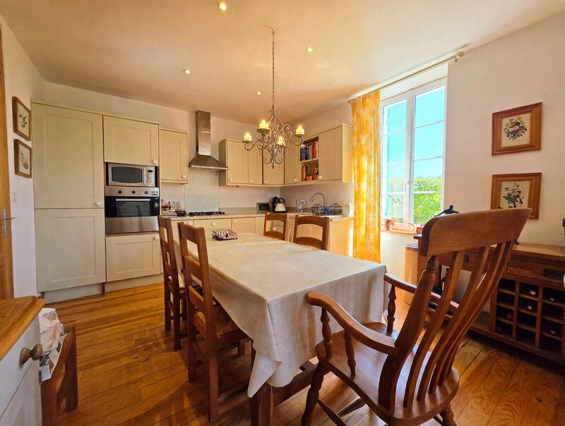 Maison à vendre, 122m², Miramont-de-Guyenne