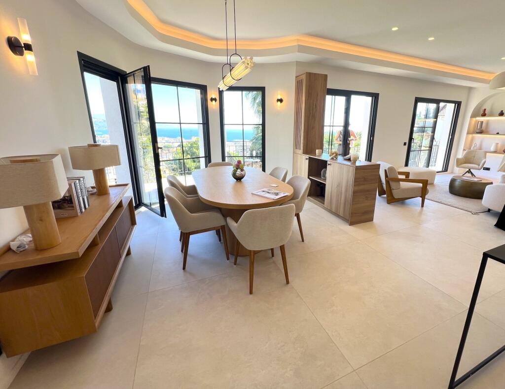 Maison à vendre, 250m², Roquebrune-Cap-Martin