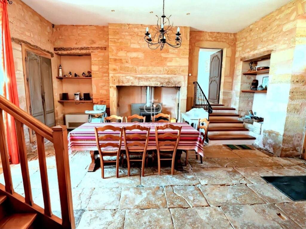 Maison à vendre, 560m², Excideuil