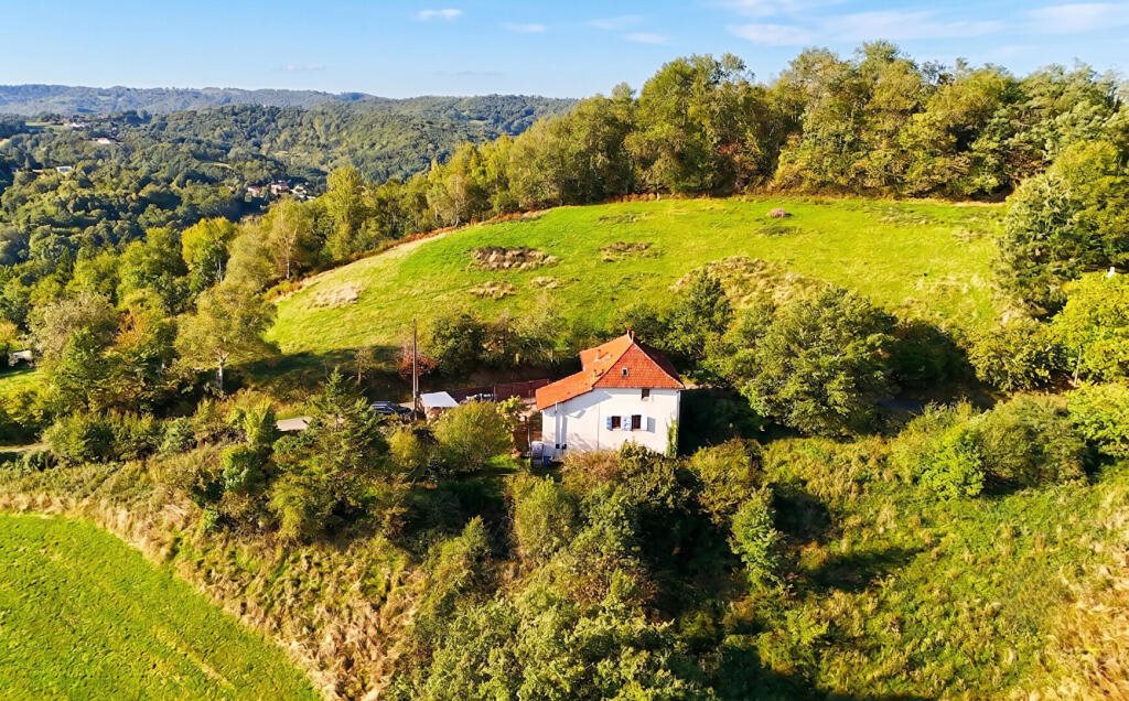 Maison à vendre, 3m², Firmi
