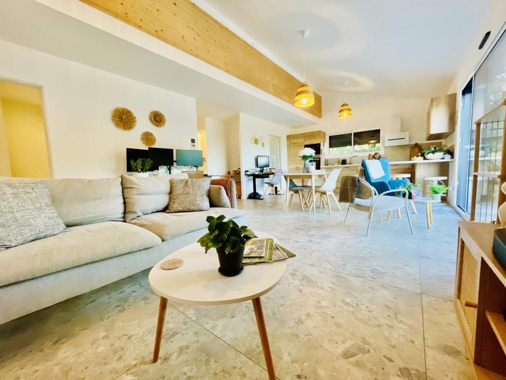 Maison à vendre, 180m², Saint-Avit-Sénieur