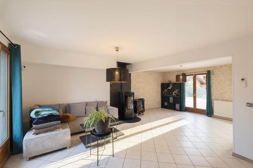 Maison à vendre, 130m², Monnetier-Mornex