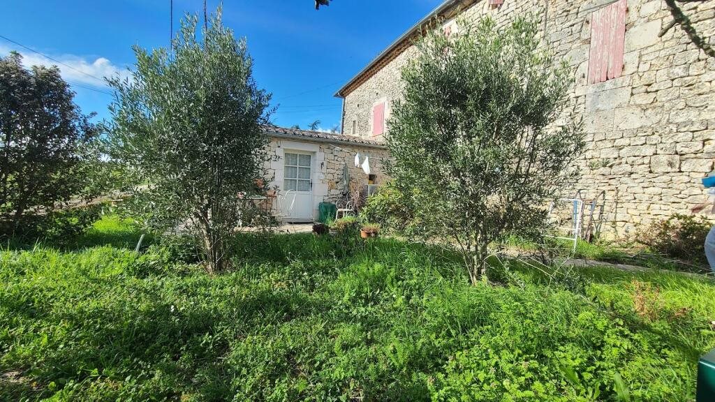 Maison à vendre, 4m², Roquecor