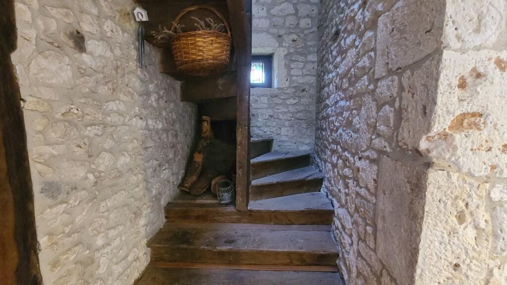 Maison à vendre, 4m², Roquecor