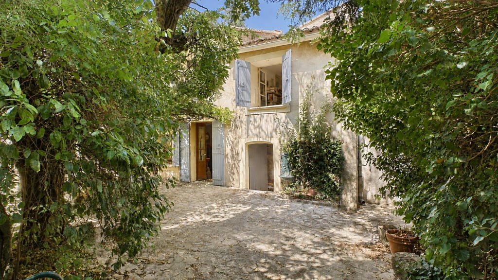 Maison à vendre, 3m², Sauveterre
