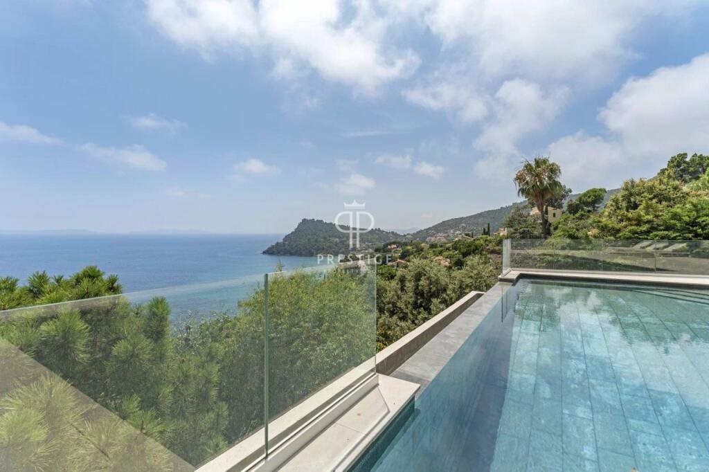 Maison à vendre, 220m², Rayol-Canadel-sur-Mer