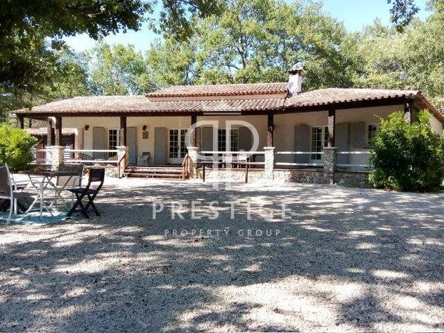 Maison à vendre, 173m², Tourrettes
