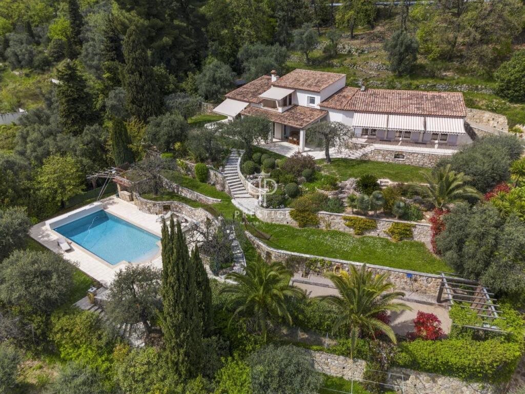 Maison à vendre, 240m², Grasse