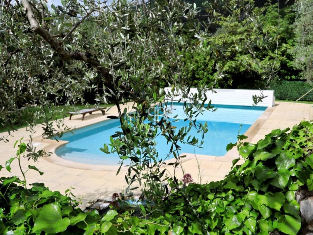 Maison à vendre, 240m², Grasse