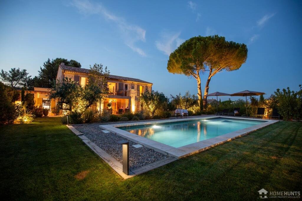 Maison à vendre, 4m², Eygalières