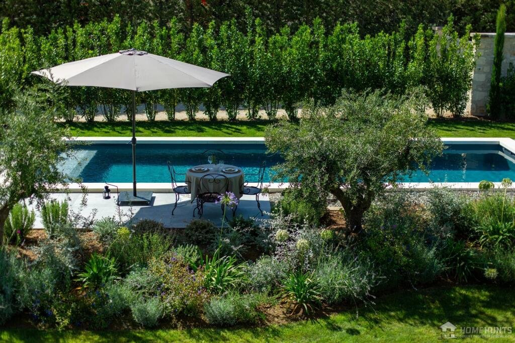 Maison à vendre, 4m², Eygalières