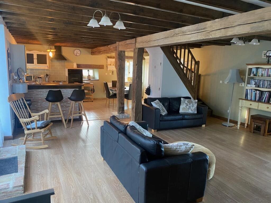 Maison à vendre, 120m², Cherves-Châtelars
