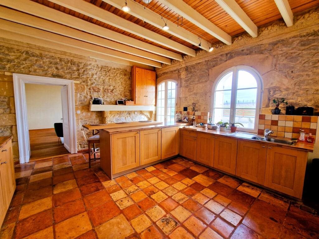 Maison à vendre, 242m², Sauveterre-de-Guyenne