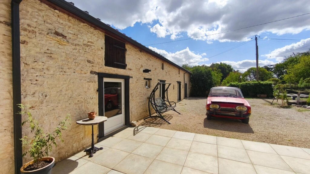 Maison à vendre, 2m², Blanzay