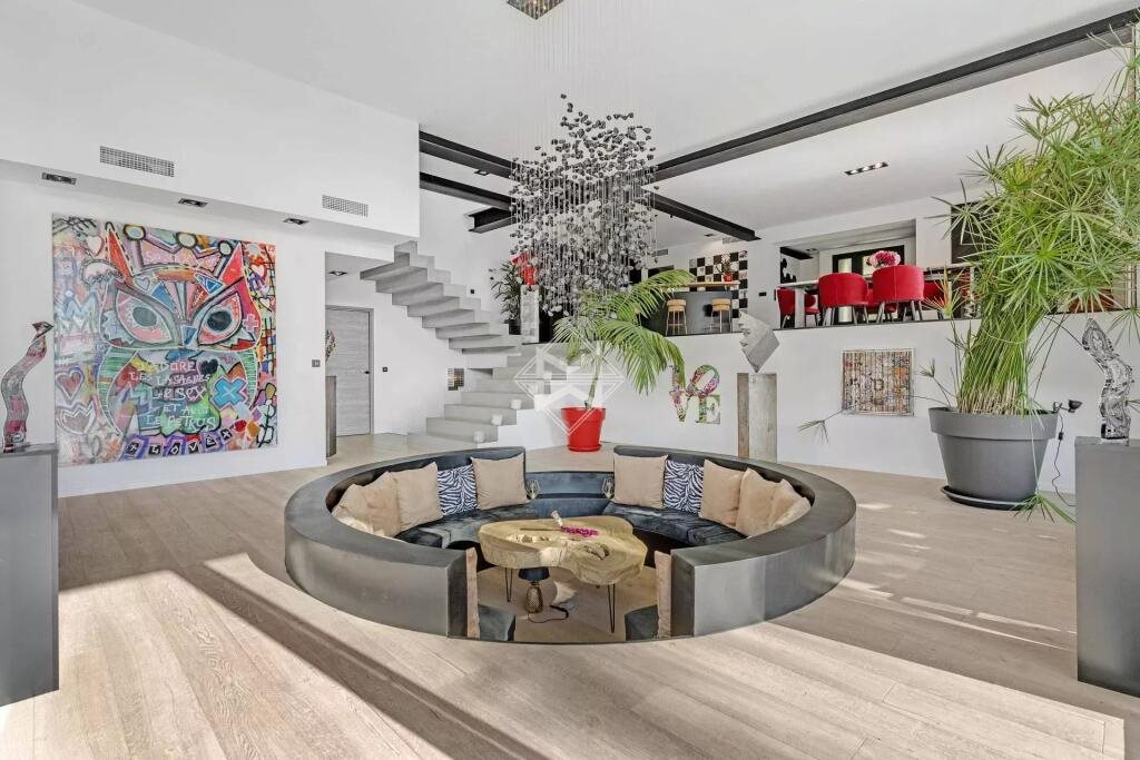 Maison à vendre, 300m², La Valette-du-Var