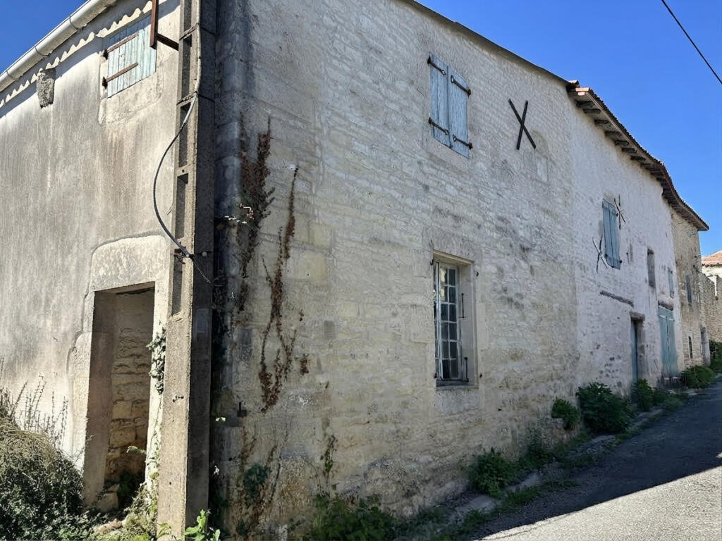 Maison à vendre, NaNm², Fontaine-Chalendray