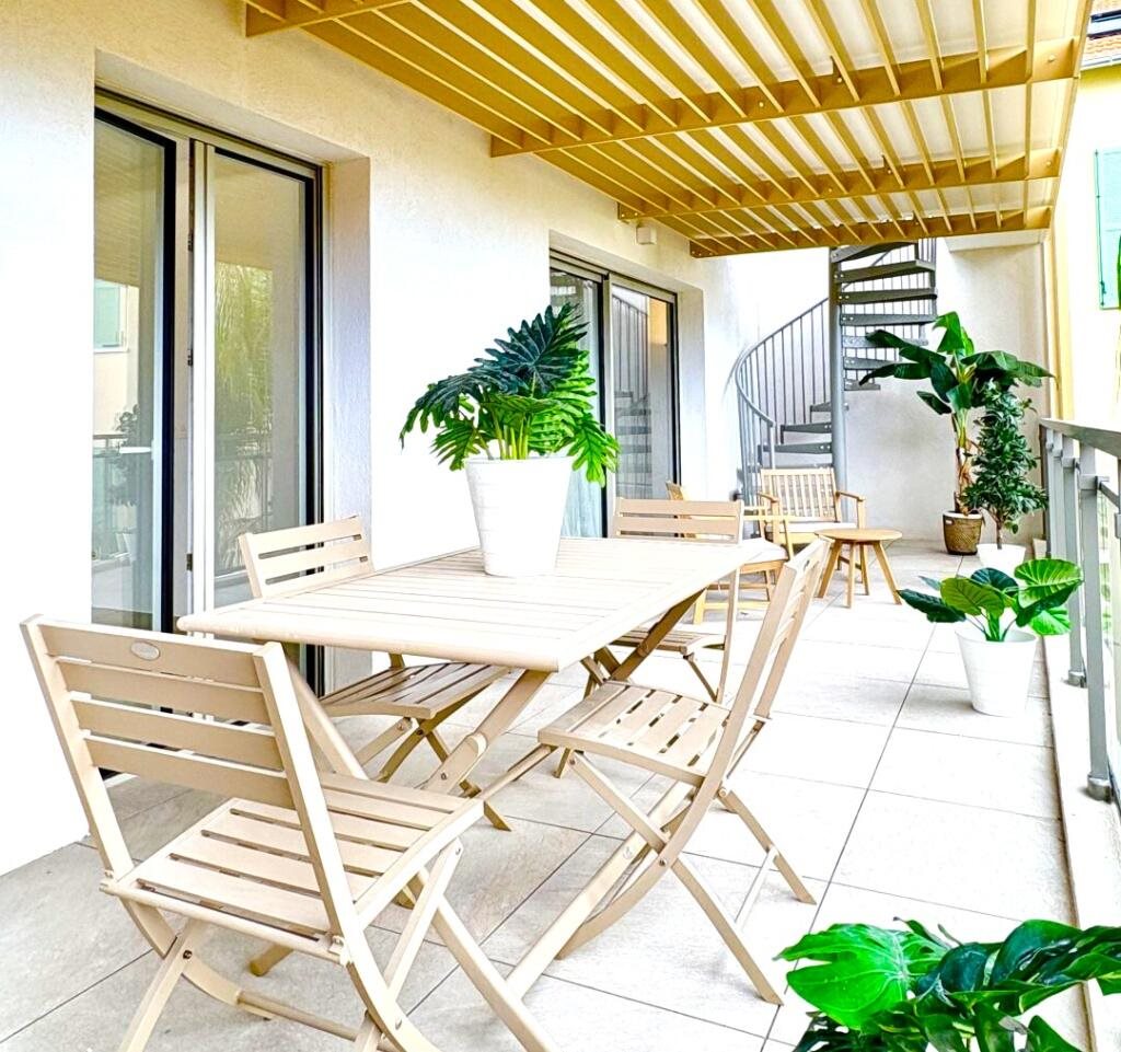 Appartement à vendre, 102m², Eze