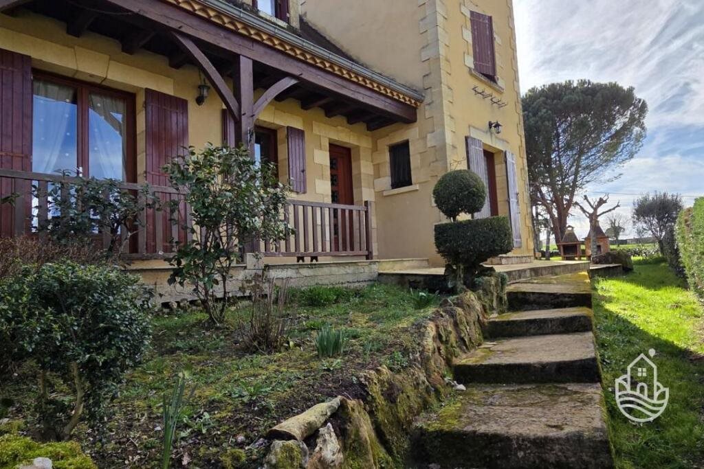 Maison à vendre, 205m², Sarlat-la-Canéda