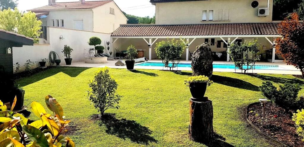 Maison à vendre, 150m², Montaigu-de-Quercy