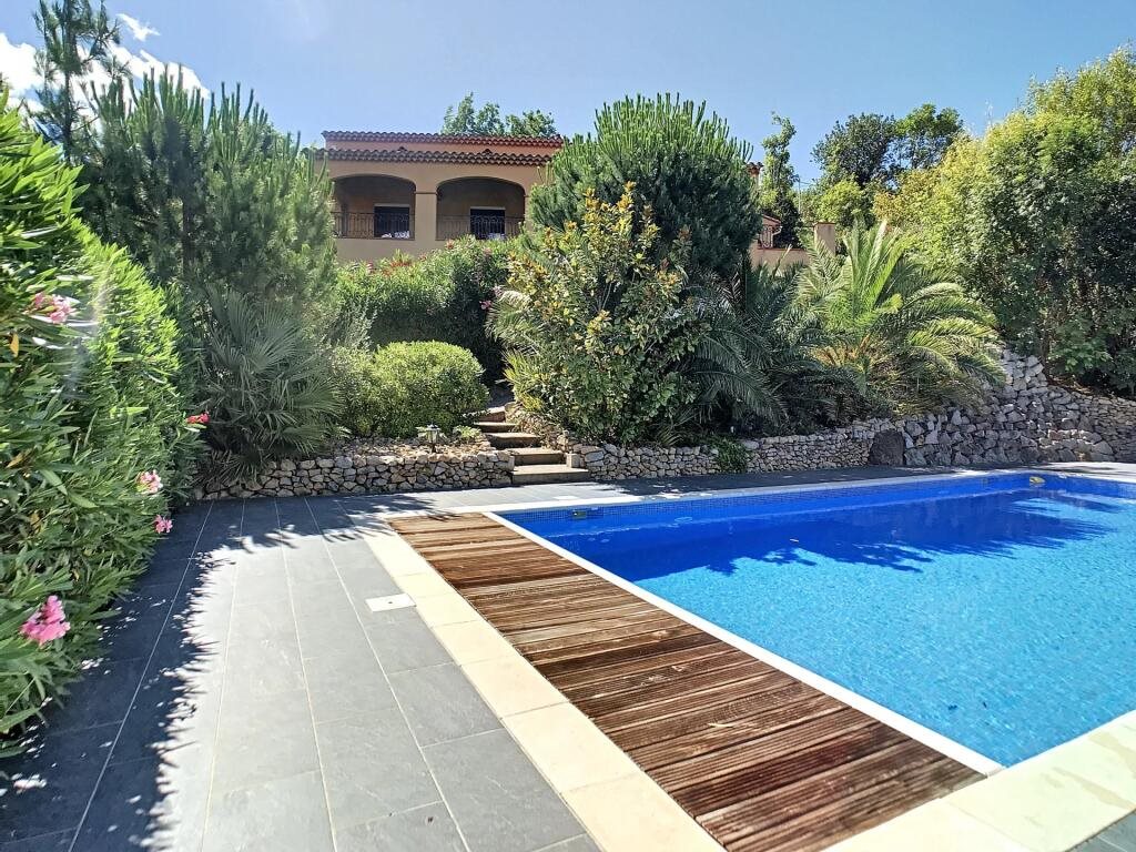 Maison à vendre, 248m², Prades