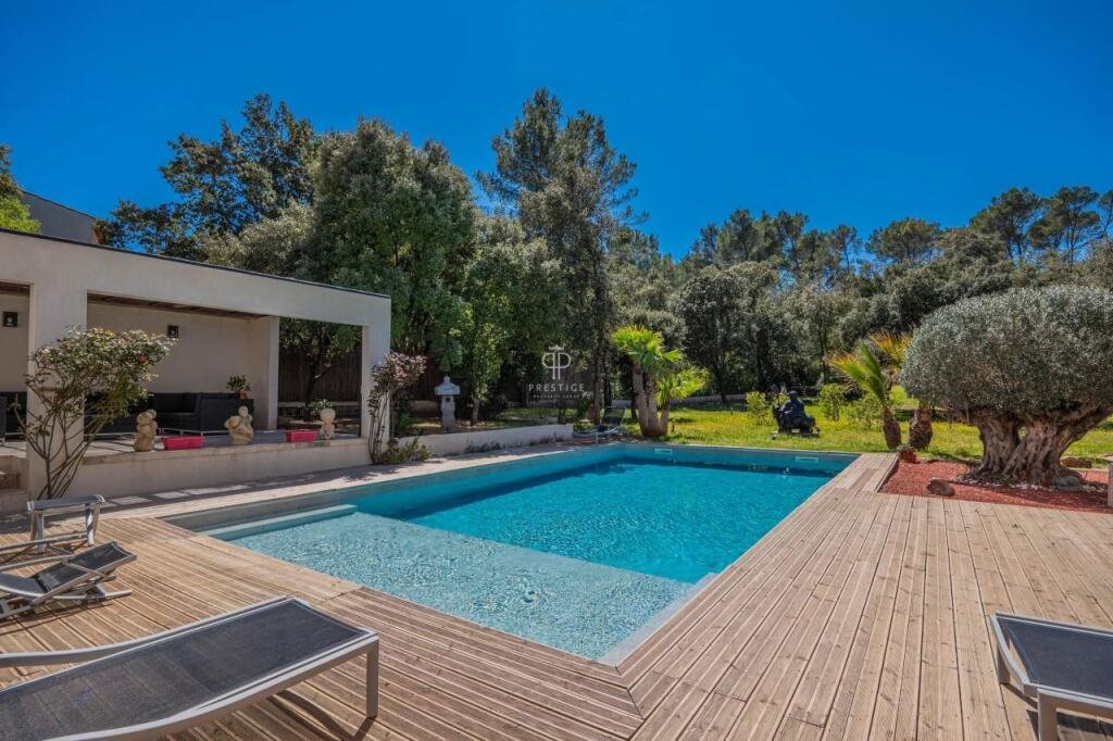 Maison à vendre, 230m², Lorgues