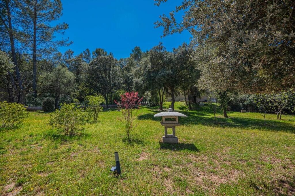 Maison à vendre, 230m², Lorgues