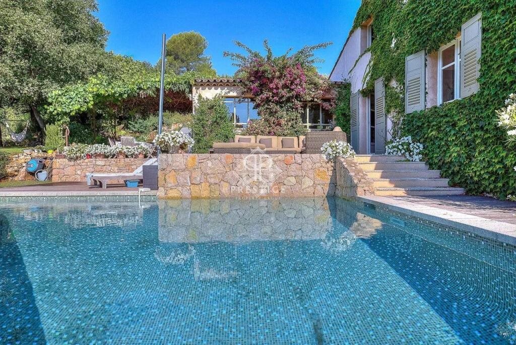 Maison à vendre, 314m², Valbonne