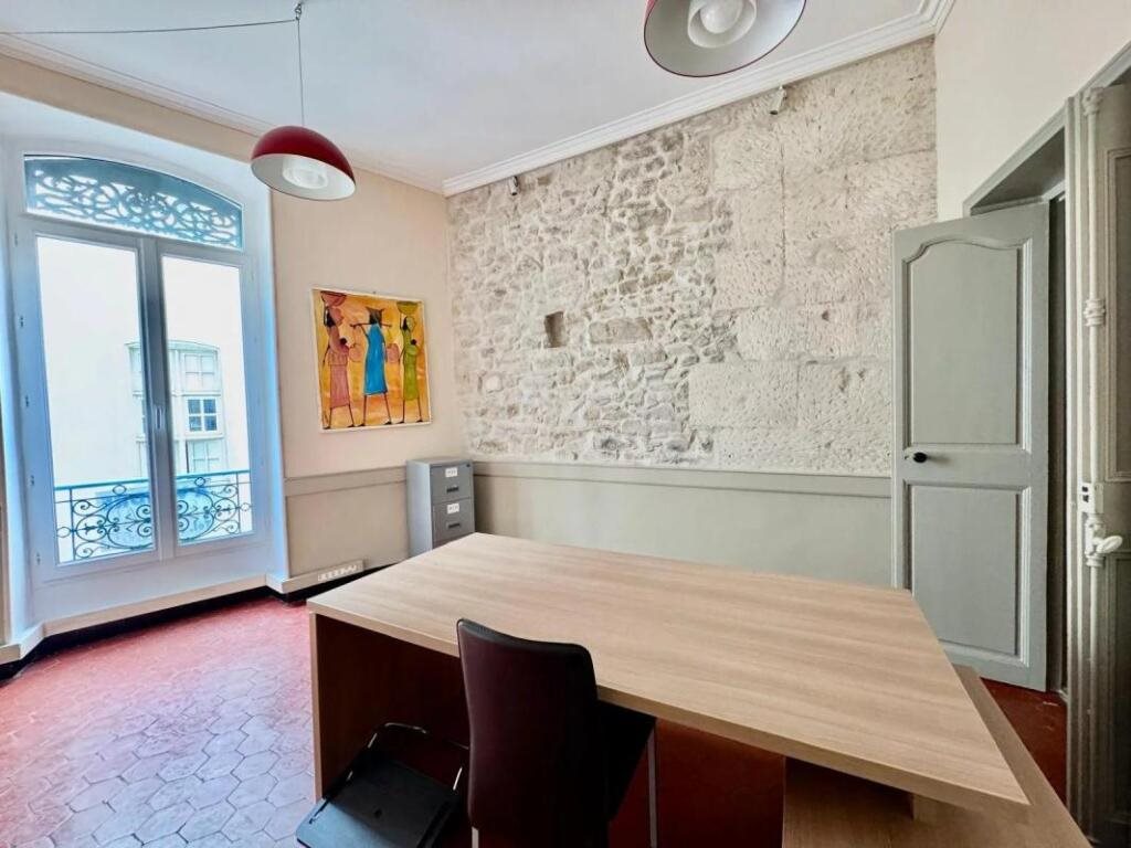 Appartement à vendre, 74m², Nîmes