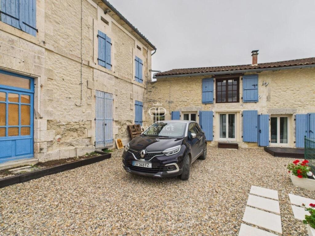 Maison à vendre, 303m², Verteillac