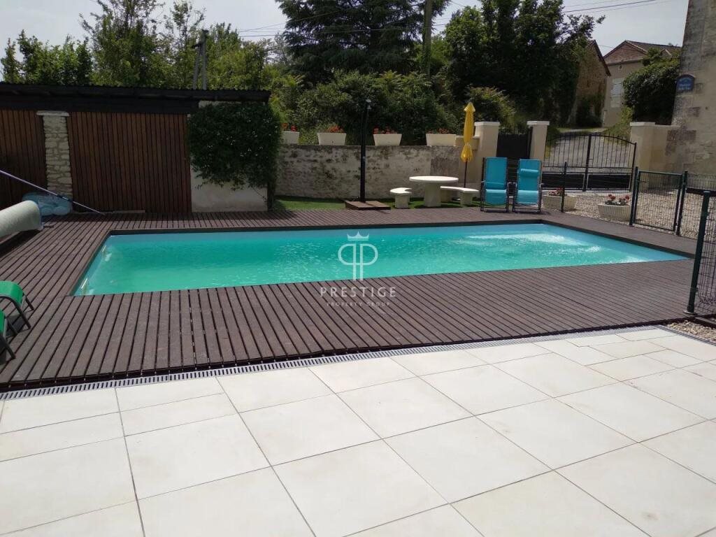 Maison à vendre, 303m², Verteillac