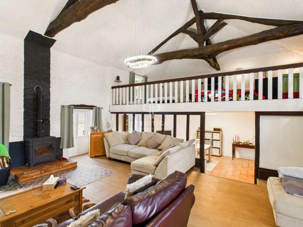 Maison à vendre, 303m², Verteillac